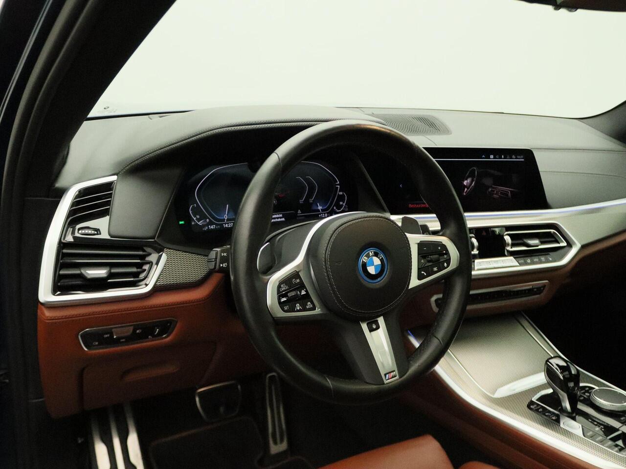 BMW X5 xDrive45e High Executive | M Sportpakket | Safety Pack | BMW Personal CoPilot Pack | Integral Active Steering | Panoramadak SkyLounge | Driving Assistant Professional | Head-Up Display | HiFi | 22''