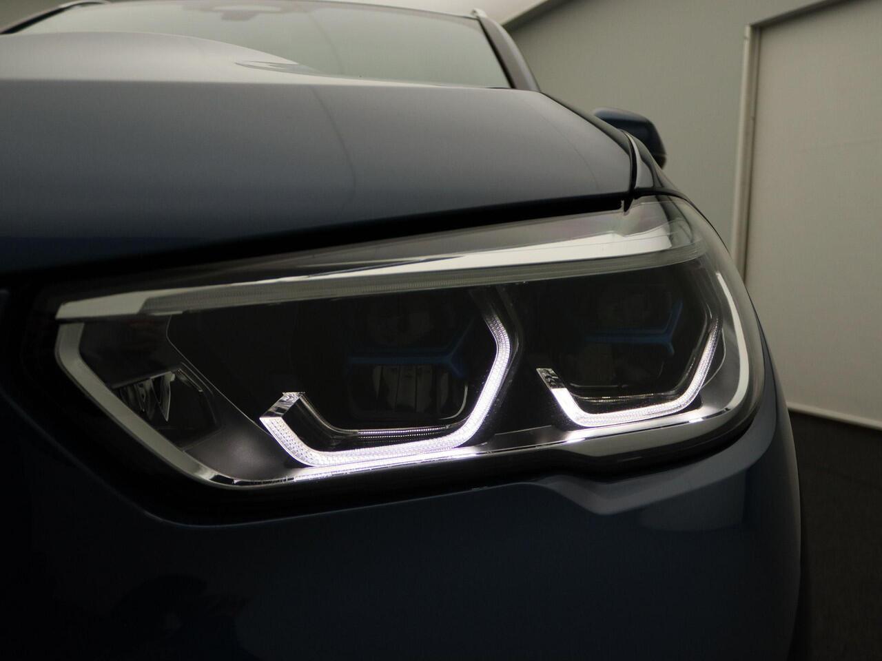 BMW X5 xDrive45e High Executive | M Sportpakket | Safety Pack | BMW Personal CoPilot Pack | Integral Active Steering | Panoramadak SkyLounge | Driving Assistant Professional | Head-Up Display | HiFi | 22''