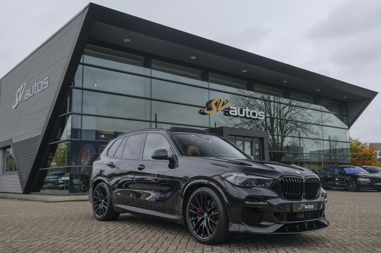 BMW X5 xDrive45e 394pk M-sport AC Schnitzer Panoramadak X5M Seats 4-wielsturing Carbon Laser 22" LMV NLauto