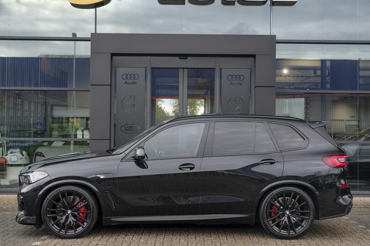BMW X5 xDrive45e 394pk M-sport AC Schnitzer Panoramadak X5M Seats 4-wielsturing Carbon Laser 22" LMV NLauto