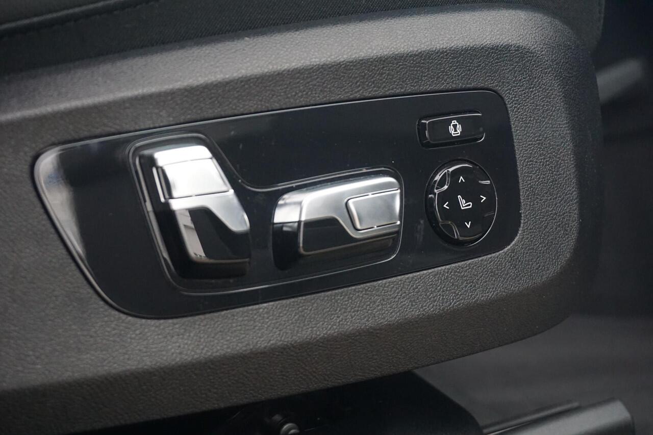 BMW X5 xDrive45e High Executive M Sportpakket 22'' / Panoramadak / Laserlight / Comfortstoelen / Trekhaak / Driving Assistant Professional