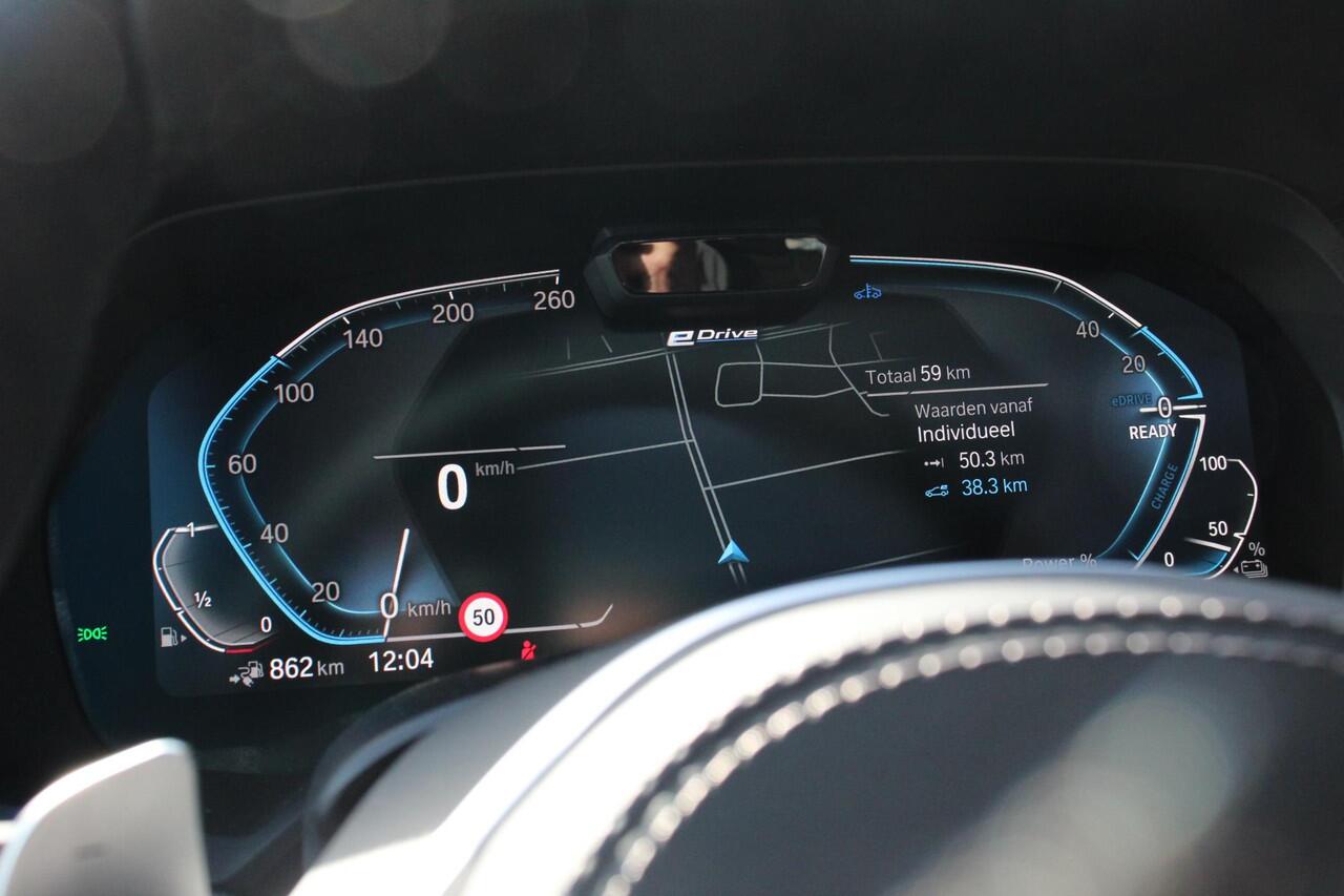 BMW X5 xDrive45e M Sport High Executive | Panorama dak | Navigatie | Climate control | Harman kardon | Safety pack | Camera rondom