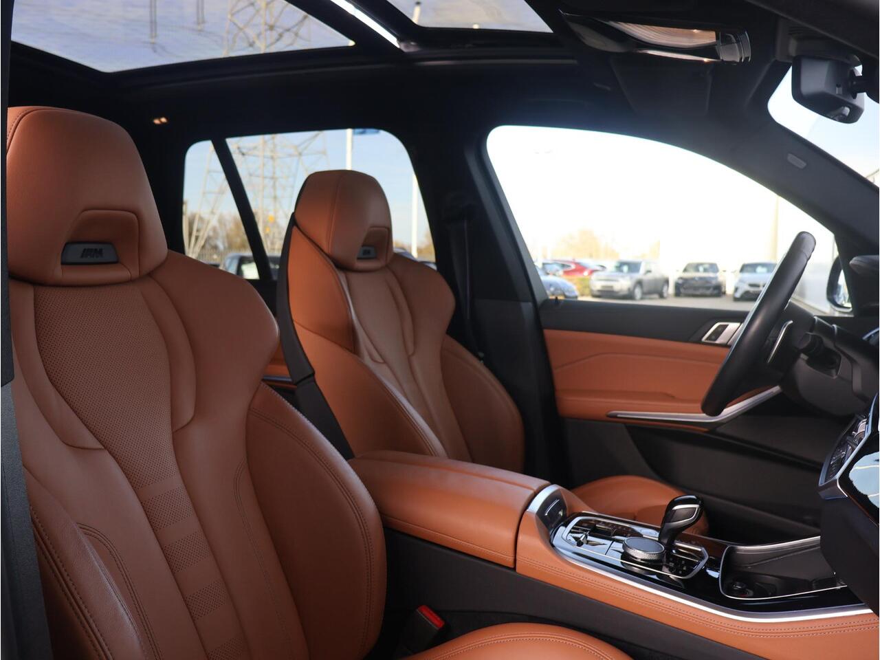 BMW X5 xDrive45e High Executive / M-Sportpakket / Harman Kardon / M-Stoelen / Head Up Display / 22'' /