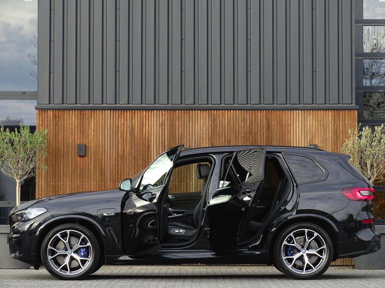 BMW X5 45e X-drive 394PK / M-Sport Pro / Individual / B & W / 2022 / La