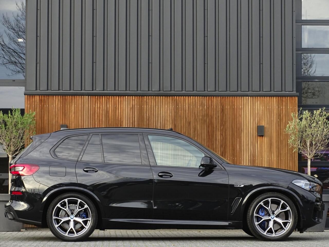 BMW X5 45e X-drive 394PK / M-Sport Pro / Individual / 360° / 2022 / Las