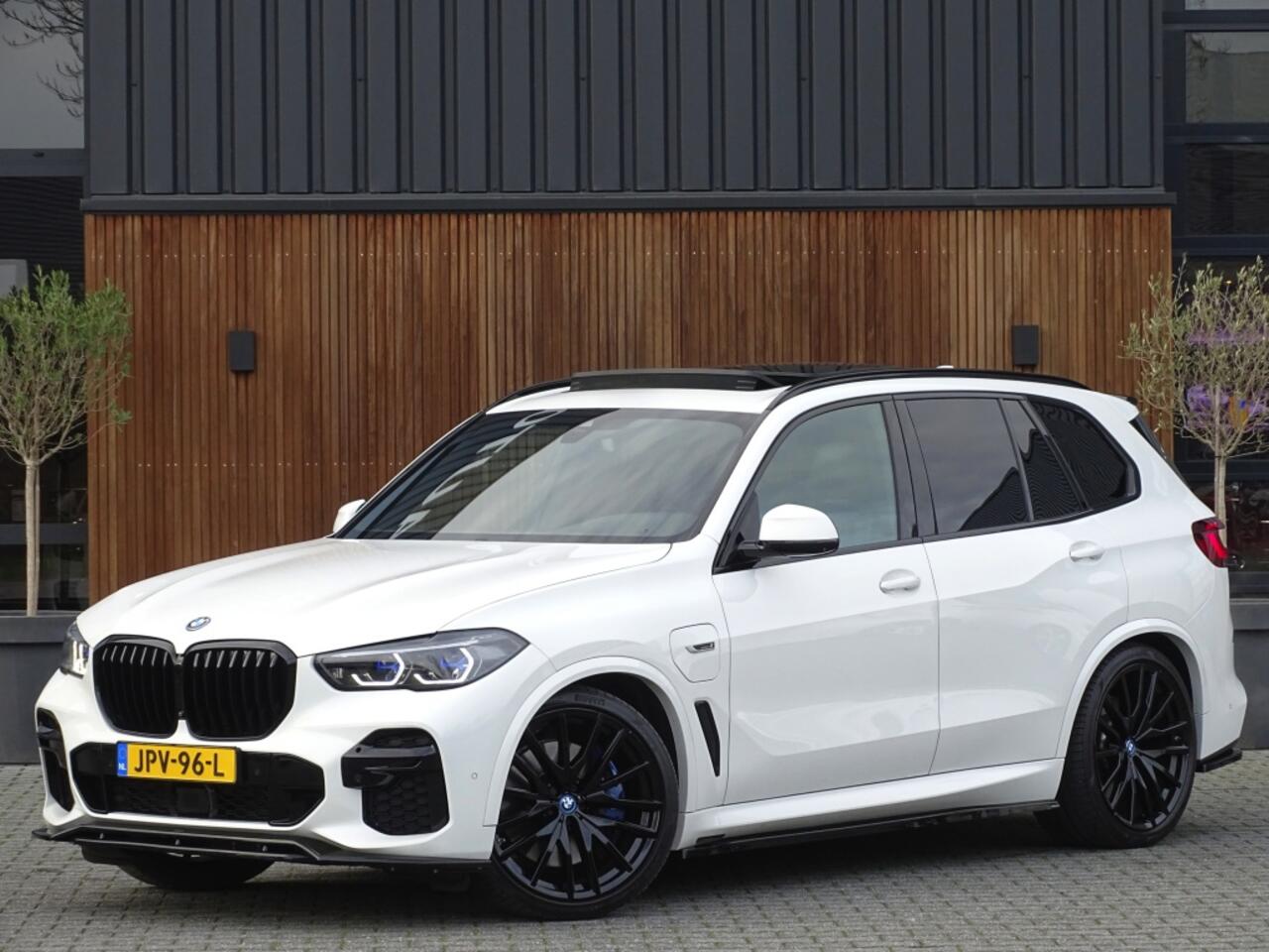 BMW X5 45e 394PK X-drive / M-Sport Pro Individual / B&W / 360° / Laser