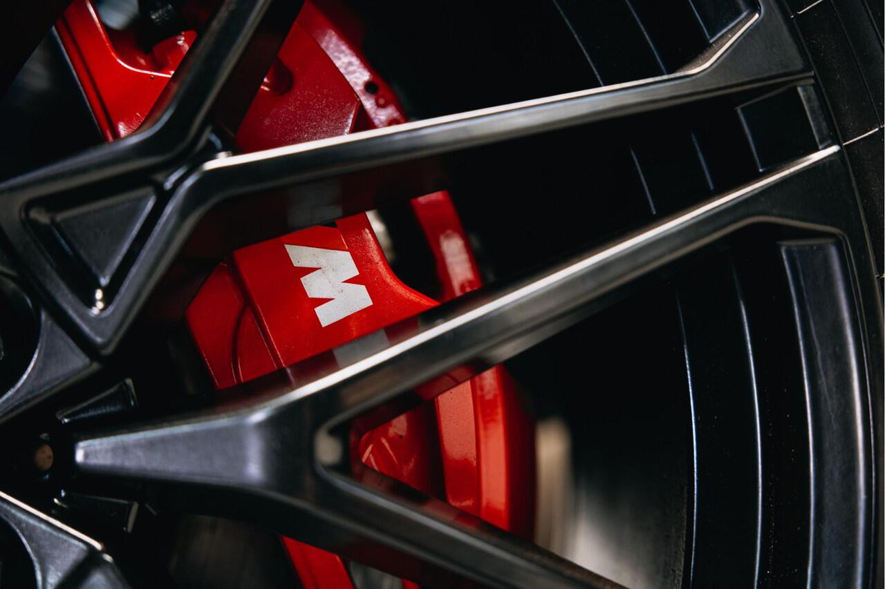 BMW X5 xDrive45e High Executive | Pano | Trekhaak | Luchtvering | Stoelverwarming |