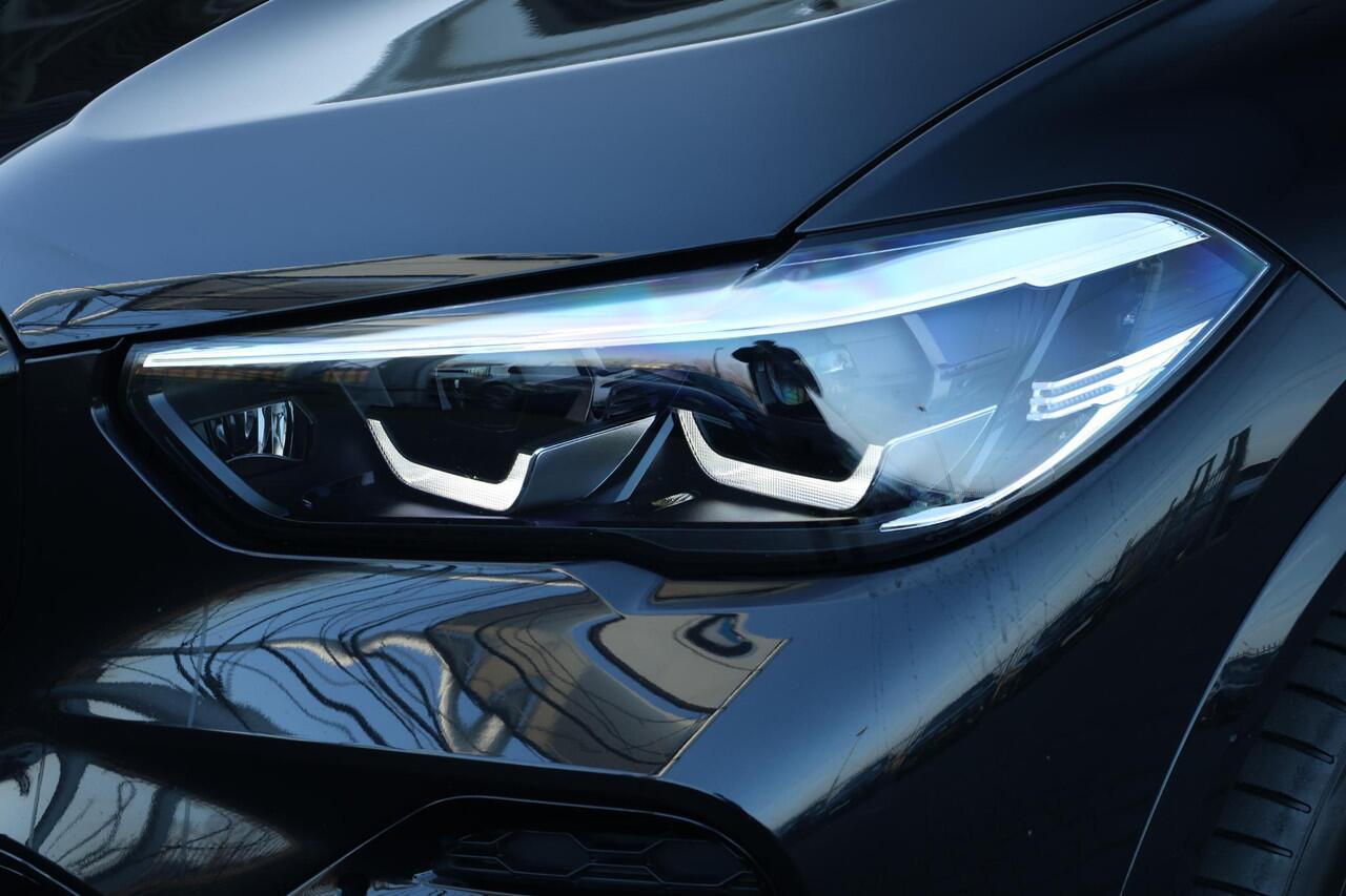 BMW X5 xDrive45e High Executive M Sportpakket/ Trekhaak/ Panoramadak/ Stoelverwarming Voor-Achter/ HiFi/ Active Cruise Control/ Head-Up/ 21"LMV