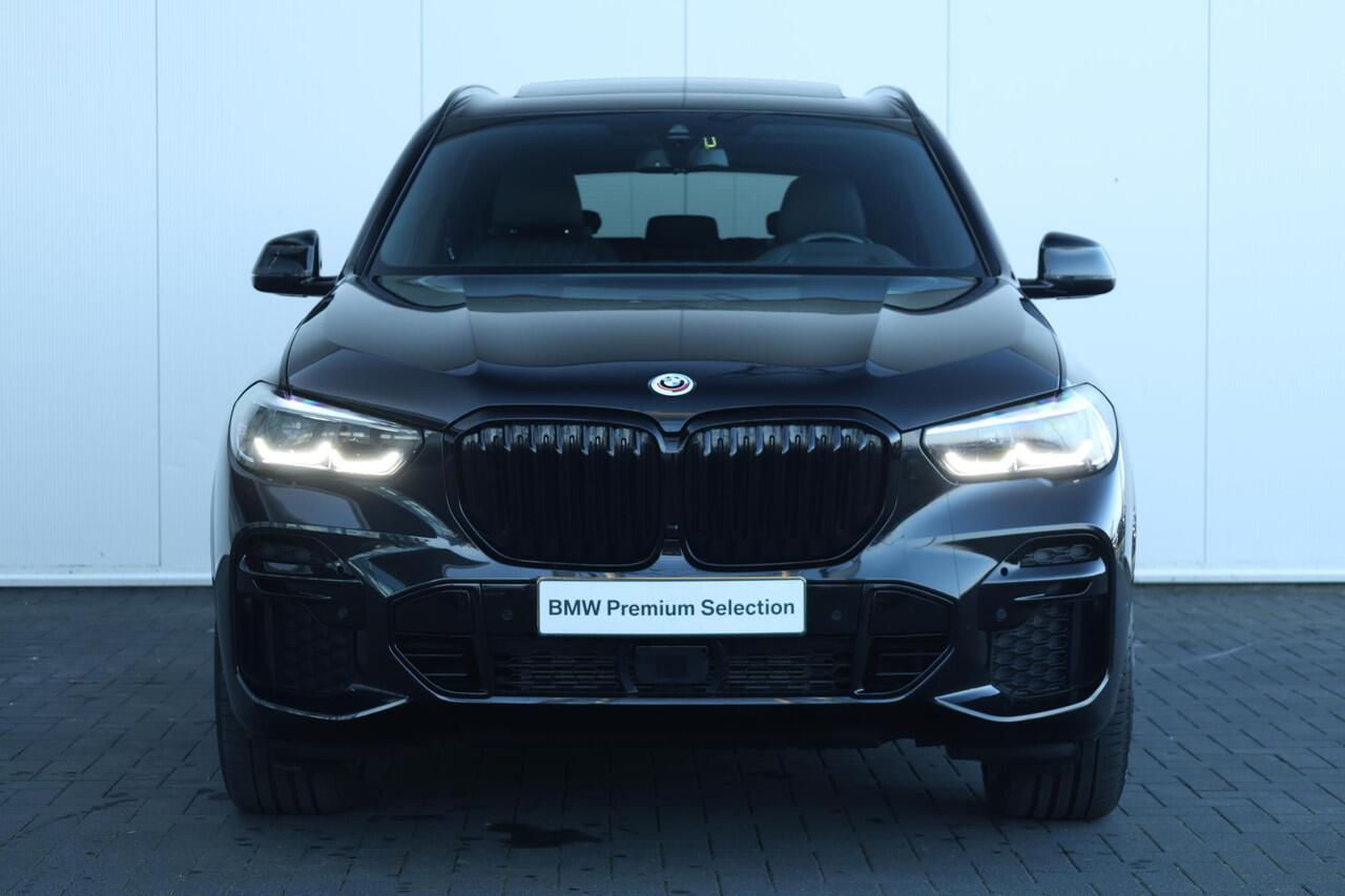 BMW X5 xDrive45e High Executive M Sportpakket/ Trekhaak/ Panoramadak/ Stoelverwarming Voor-Achter/ HiFi/ Active Cruise Control/ Head-Up/ 21"LMV