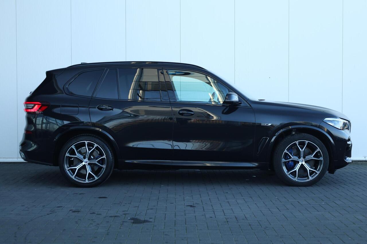 BMW X5 xDrive45e High Executive M Sportpakket/ Trekhaak/ Panoramadak/ Stoelverwarming Voor-Achter/ HiFi/ Active Cruise Control/ Head-Up/ 21"LMV
