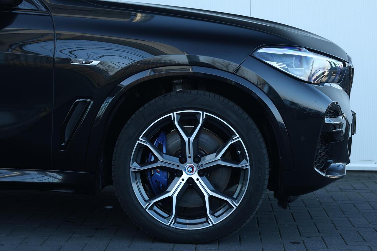 BMW X5 xDrive45e High Executive M Sportpakket/ Trekhaak/ Panoramadak/ Stoelverwarming Voor-Achter/ HiFi/ Active Cruise Control/ Head-Up/ 21"LMV
