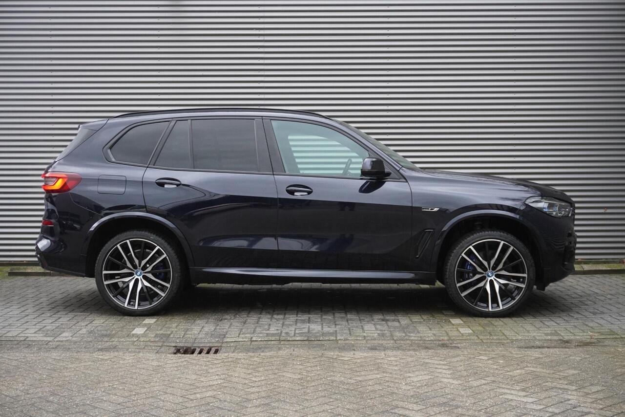 BMW X5 xDrive45e M Sportpakket | Glazen panoramadak | BMW Head-Up Display | Driving Assistant | BMW Laserlight | Driving Assistant