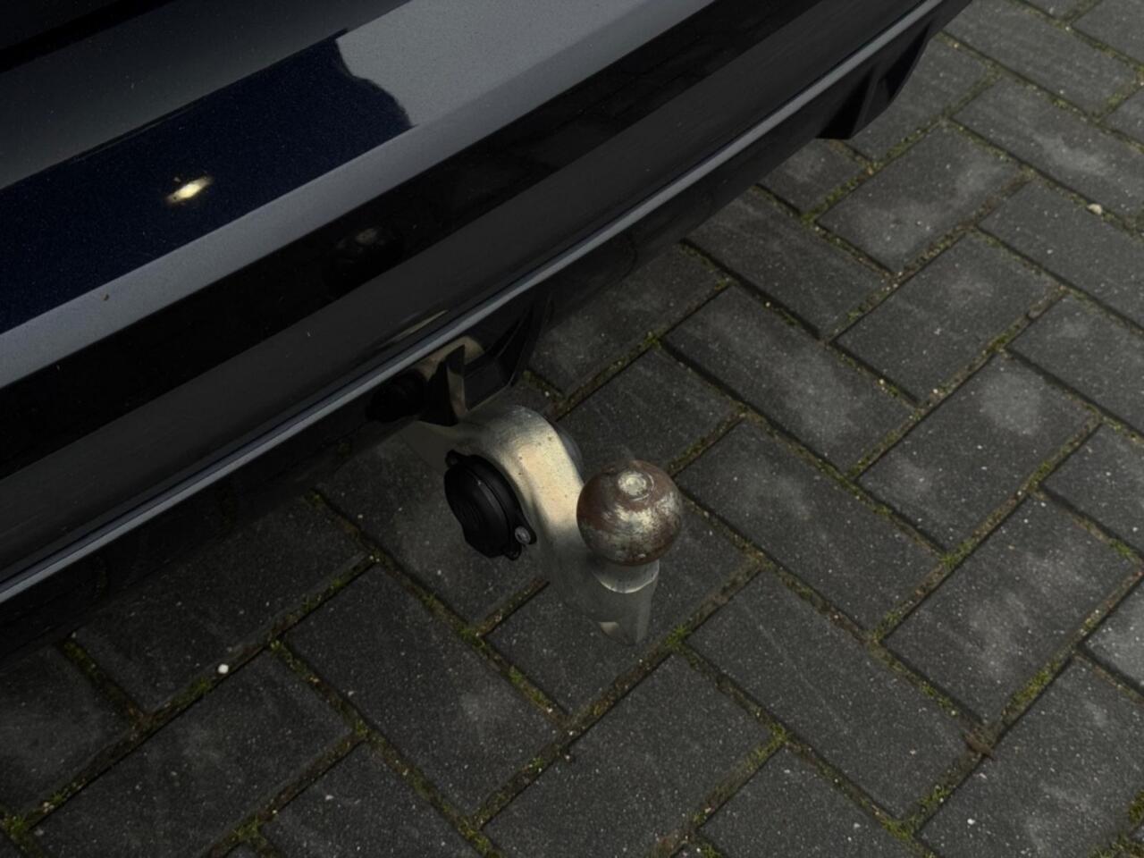 BMW X5 xDrive40d M PACK PANO KUIPSTOELEN LEDER LED NAVI CAMERA