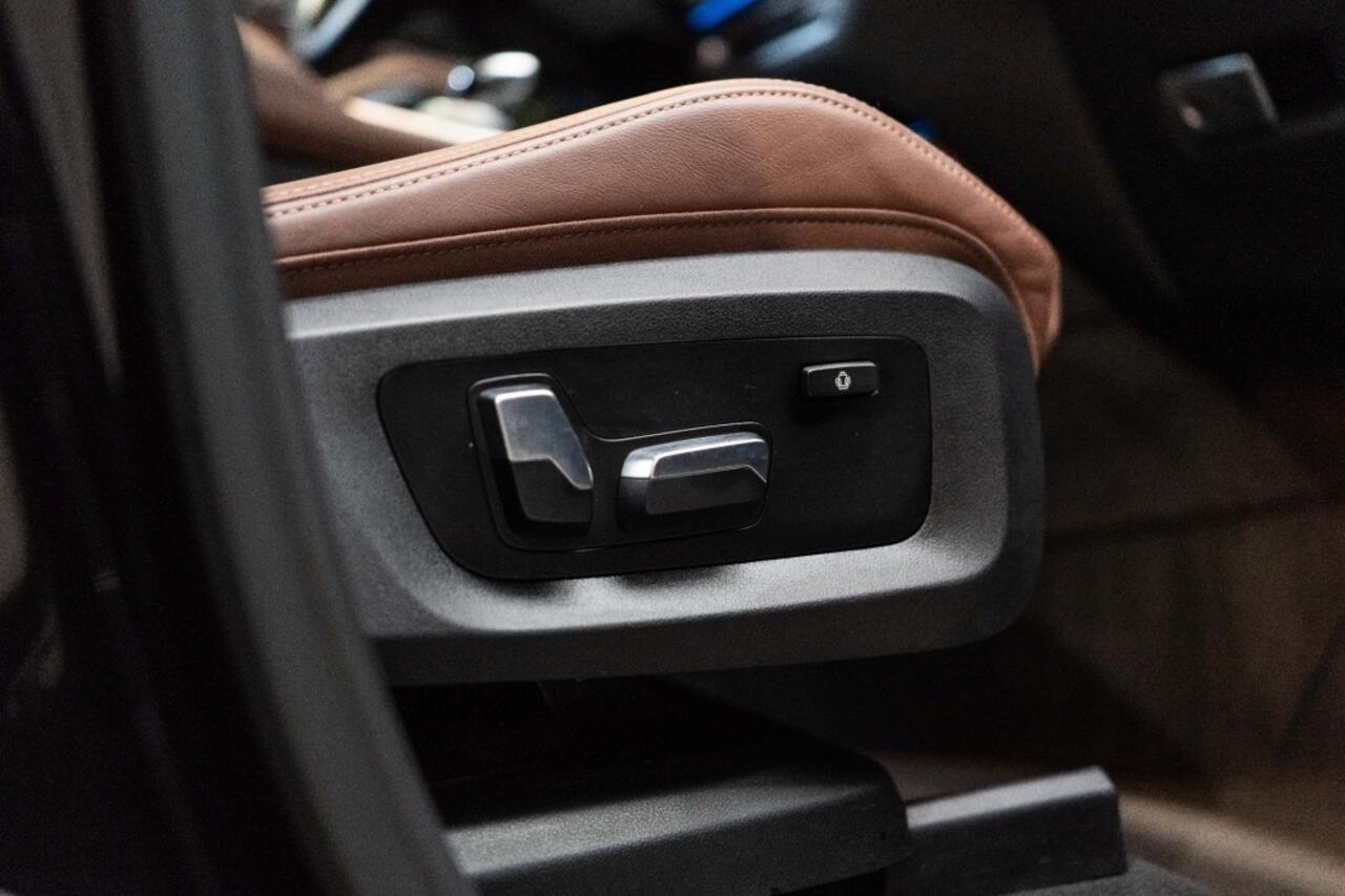 BMW X5 45e Hybrid 394 PK HIGH Executive, M-sportpakket, Panodak, 21 Inch, El.trekhaak, Camera, BTW