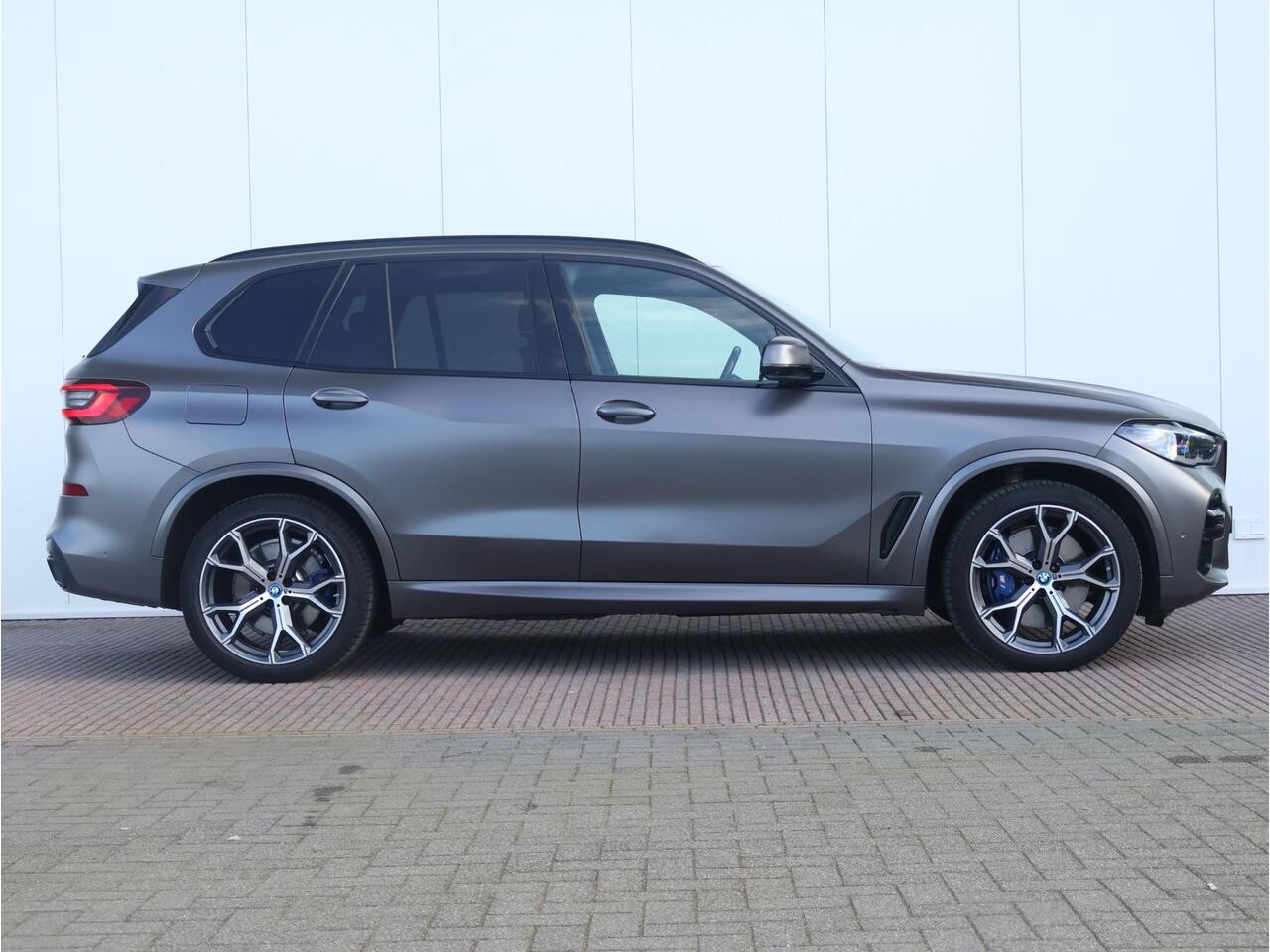 BMW X5 xDrive45e High Executive M Sport pakket/ Panoramadak/ Elektrisch stoelen/ Laser verlichting/ Comfort Acces