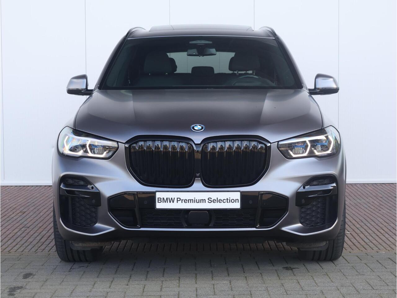 BMW X5 xDrive45e High Executive M Sport pakket/ Panoramadak/ Elektrisch stoelen/ Laser verlichting/ Comfort Acces