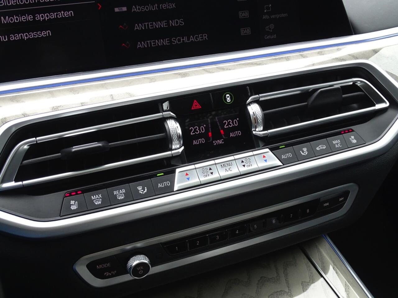 BMW X5 45e 394PK M-Sport / M- Individual / Skylounge / Laser / 360°