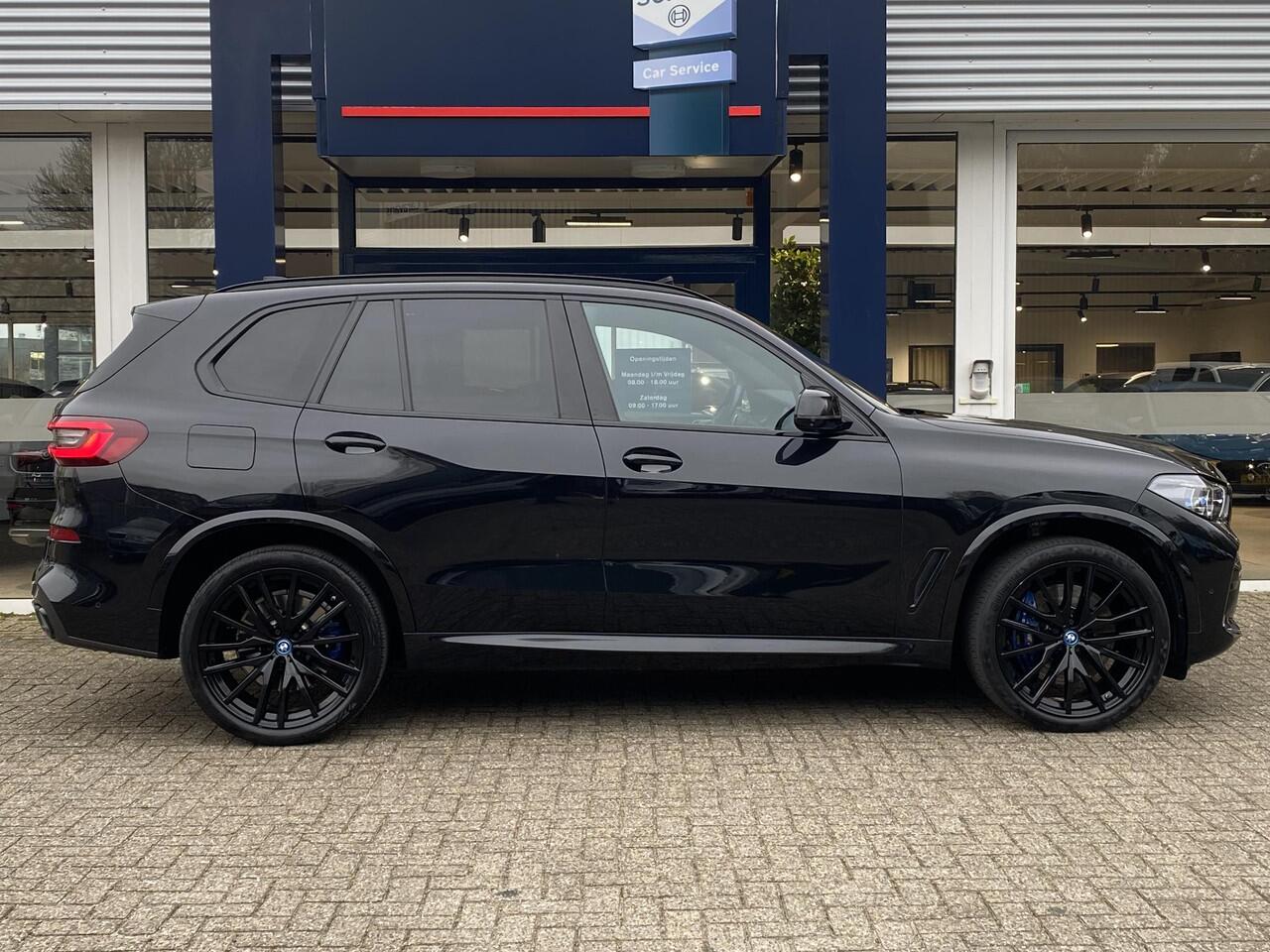 BMW X5 xDrive45e High Executive / Automaat / NL-Auto / 1e-Eigenaar / BTW verrekenbaar / Dealer-Onderhouden / M-Pakket / Shadow-Line / Vol-Leder / Head-Up Display / Laser-LED lichten / Luchtvering / Open-Panodak / Adaptieve Cruise-Control met Stop&Go en Stuurhulp