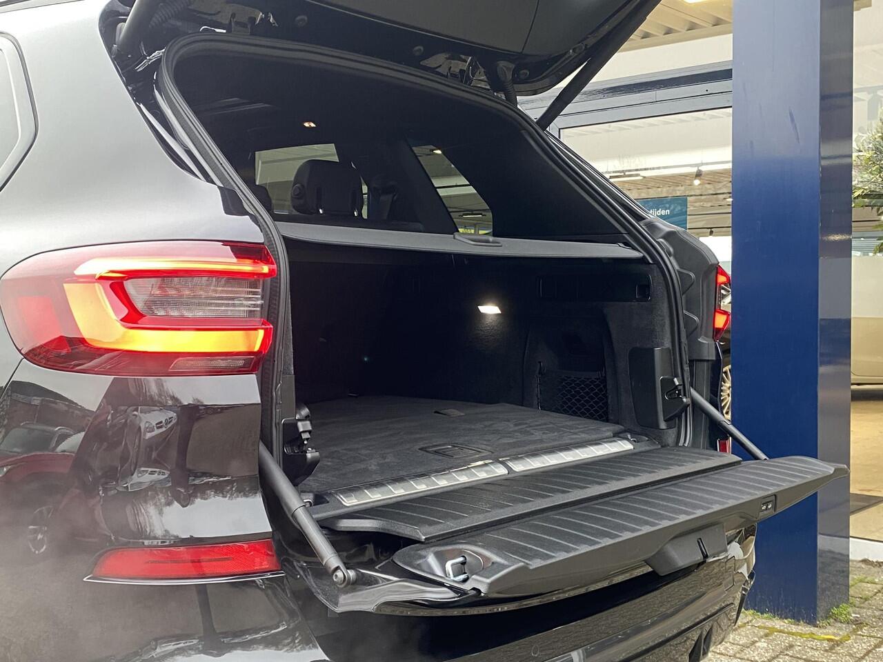 BMW X5 xDrive45e High Executive / Automaat / NL-Auto / 1e-Eigenaar / BTW verrekenbaar / Dealer-Onderhouden / M-Pakket / Shadow-Line / Vol-Leder / Head-Up Display / Laser-LED lichten / Luchtvering / Open-Panodak / Adaptieve Cruise-Control met Stop&Go en Stuurhulp