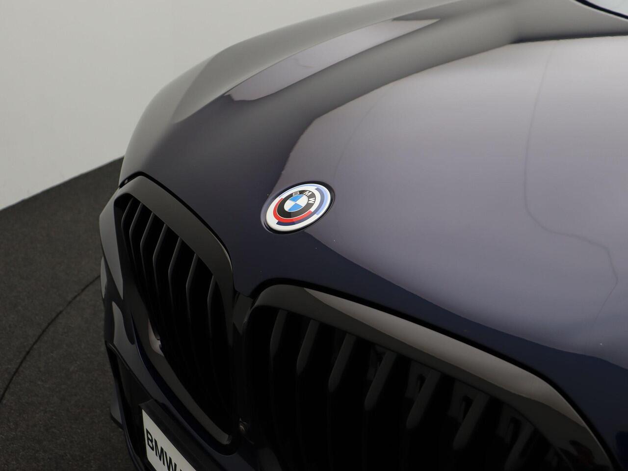 BMW X5 xDrive45e High Executive | M Sportpakket | Safety Pack | BMW Personal CoPilot Pack | Integral Active Steering | Trekhaak | Panoramadak | Driving Assistant Professional | Harman Kardon | 21''