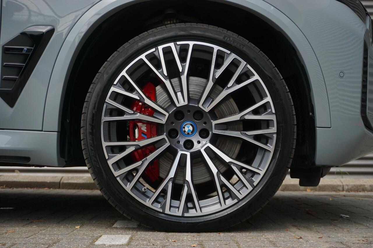 BMW X5 xDrive50e M Sportpakket Pro | Travel Pack | Innovation Pack | Comfort Plus Pack | 22 inch BMW Individual Multispaak (styling 745 I) Bicolor | Trekhaak met elektrisch wegklapbare kogel