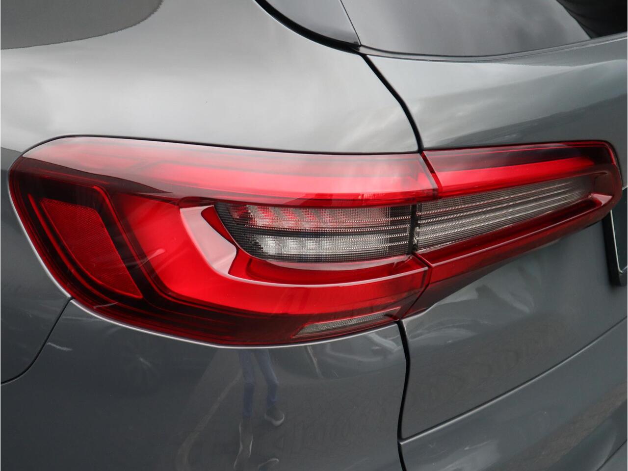 BMW X5 xDrive45e High Executive / Panodak / Camera / Trekhaak