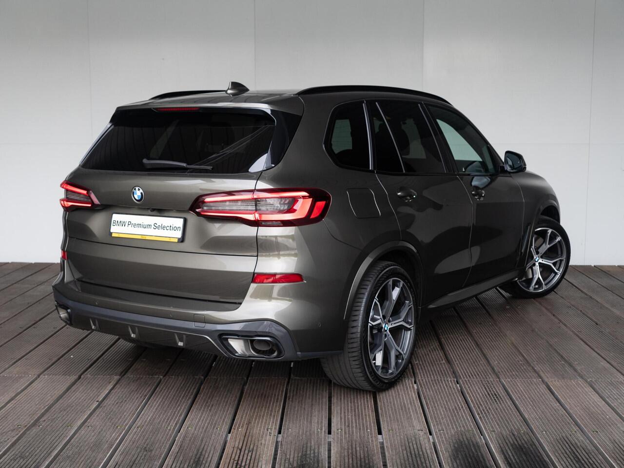 BMW X5 xDrive45e | High Executive | M Sportpakket | Comfort Access | Soft-Close | Panoramadak | Head-Up Display | Harman Kardon | Trekhaak