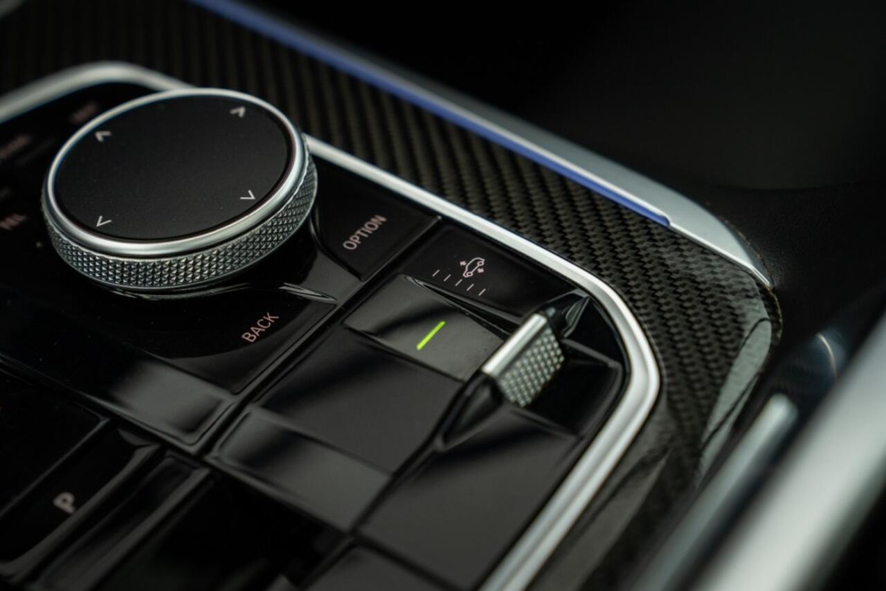 BMW X5 50e, M SPORT, Stoelverkoeling, Carbon, stuuverw