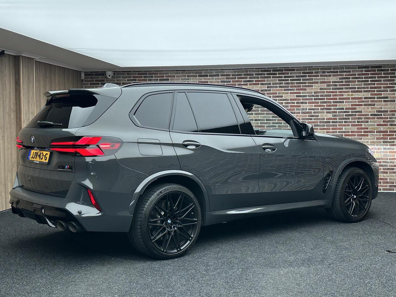 BMW X5 M Competition Carbon Memory B&W ACC PANO Massage Head