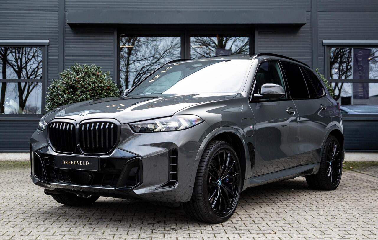 BMW X5 xDrive50e Launch Edition