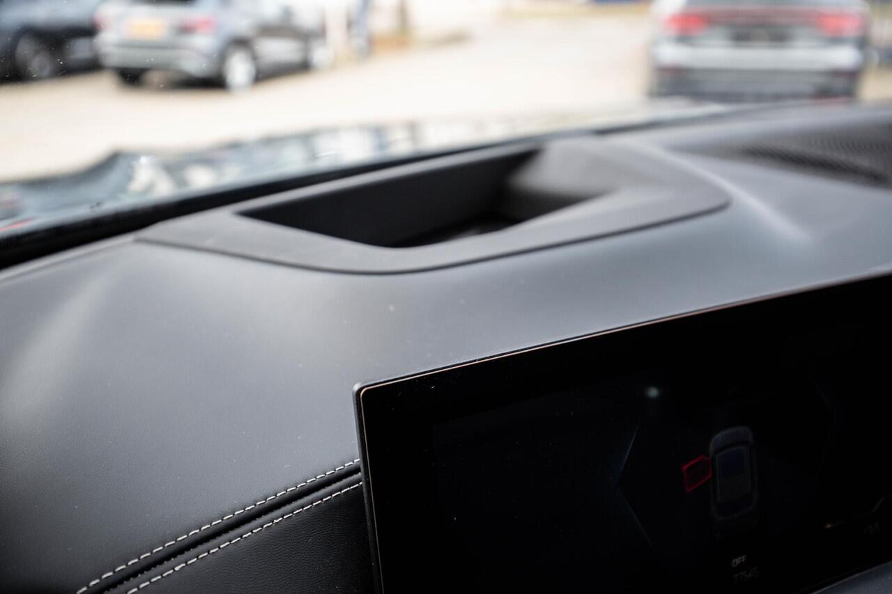 BMW X5 xDrive50e Launch Edition