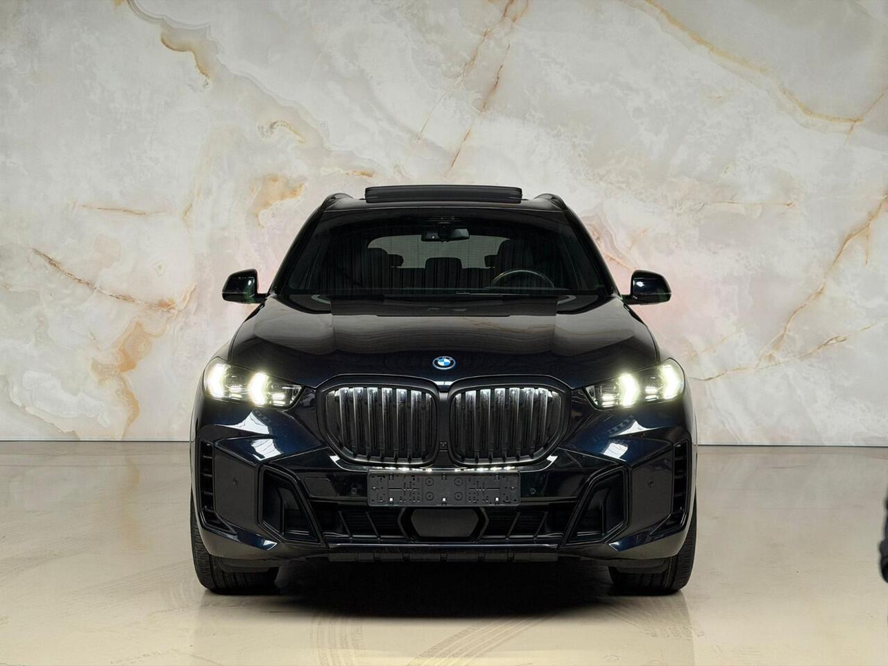 BMW X5 xDrive50e / M uitgevoerd / Carbon / Pano /