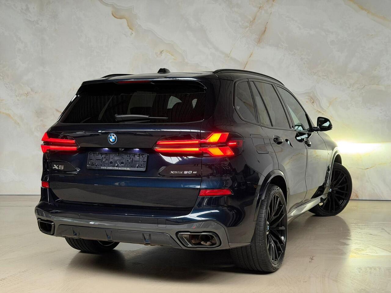 BMW X5 xDrive50e / M uitgevoerd / Carbon / Pano /