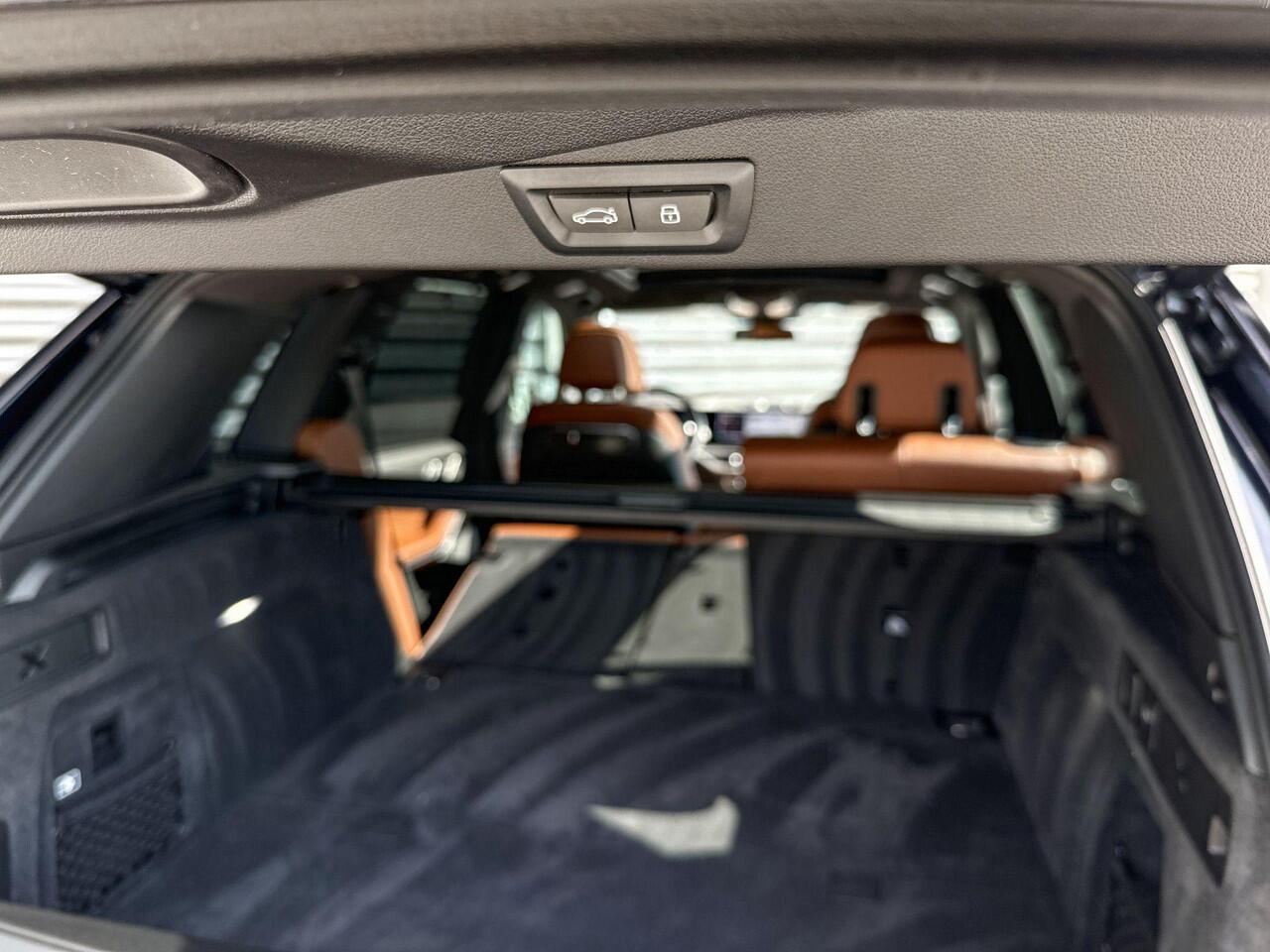 BMW X5 xDrive50e M Sportpakket / Travel Pack / Innovation Pack / Comfort Pack / Selections