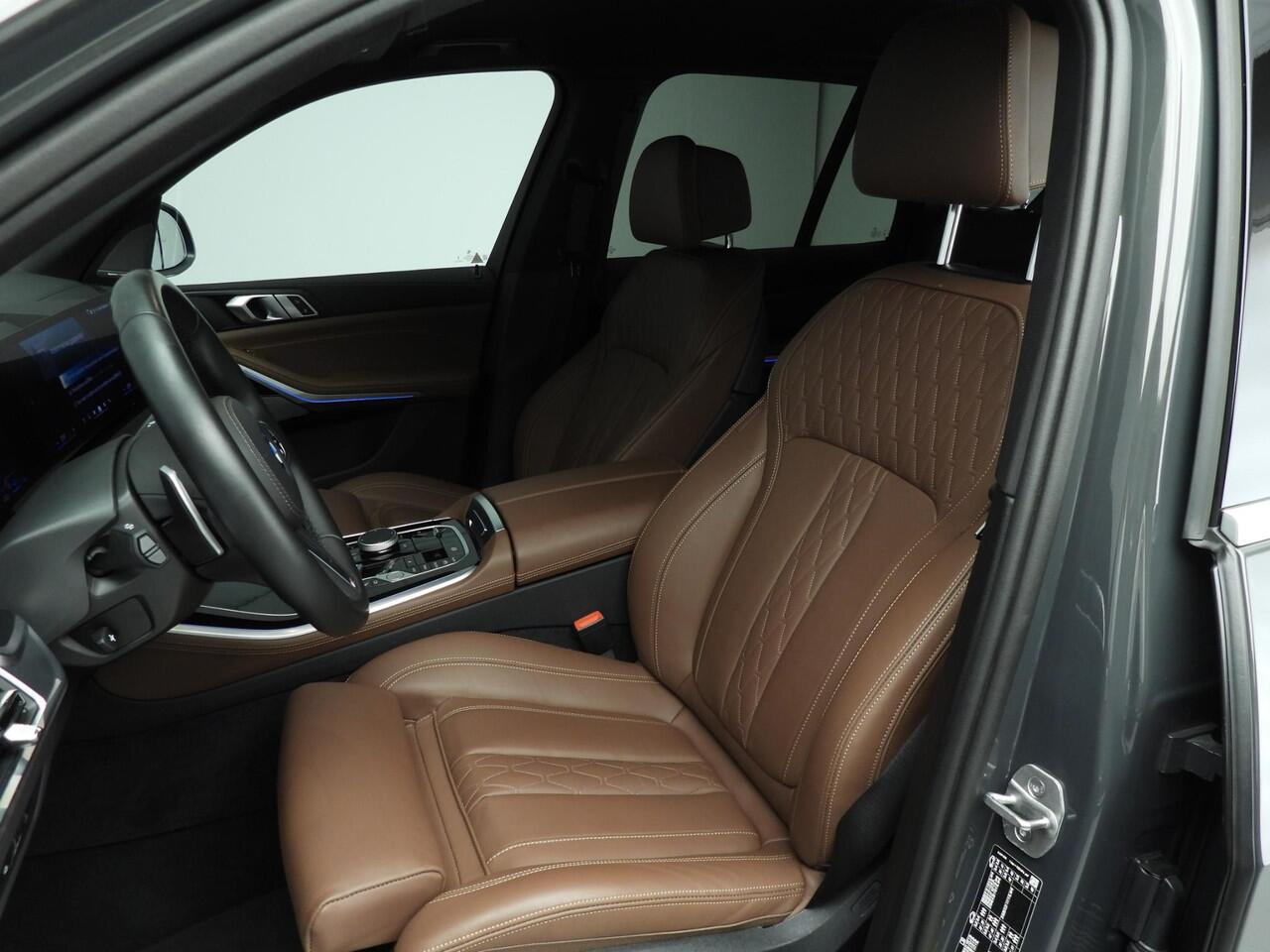 BMW X5 xDrive50e | M-Sportpakket | LED | Leder | HUD | Comfortzetels | Keyles go | Chrome line | DAB | Harman-kardon sound | Alu 21 inch