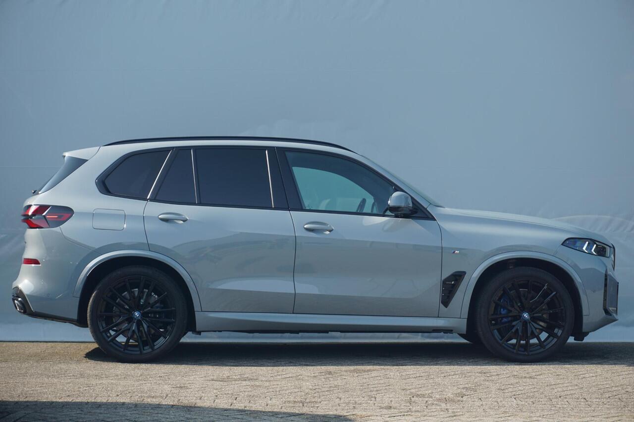 BMW X5 xDrive50e M Sportpakket Pro 22'' / Panoramadak / Driving Assistant Professional / Harman Kardon / Warmte Comfortpakket voor