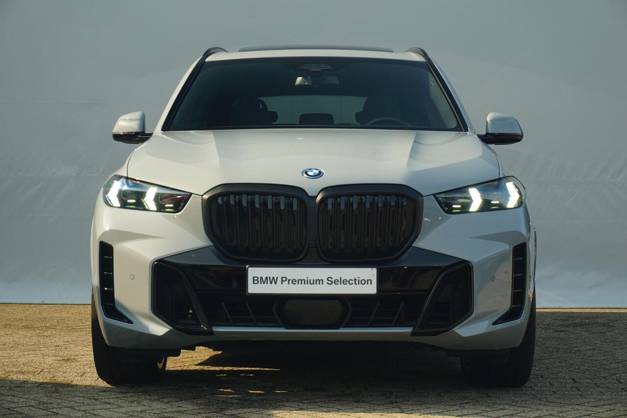 BMW X5 xDrive50e M Sportpakket Pro 22'' / Panoramadak / Driving Assistant Professional / Harman Kardon / Warmte Comfortpakket voor