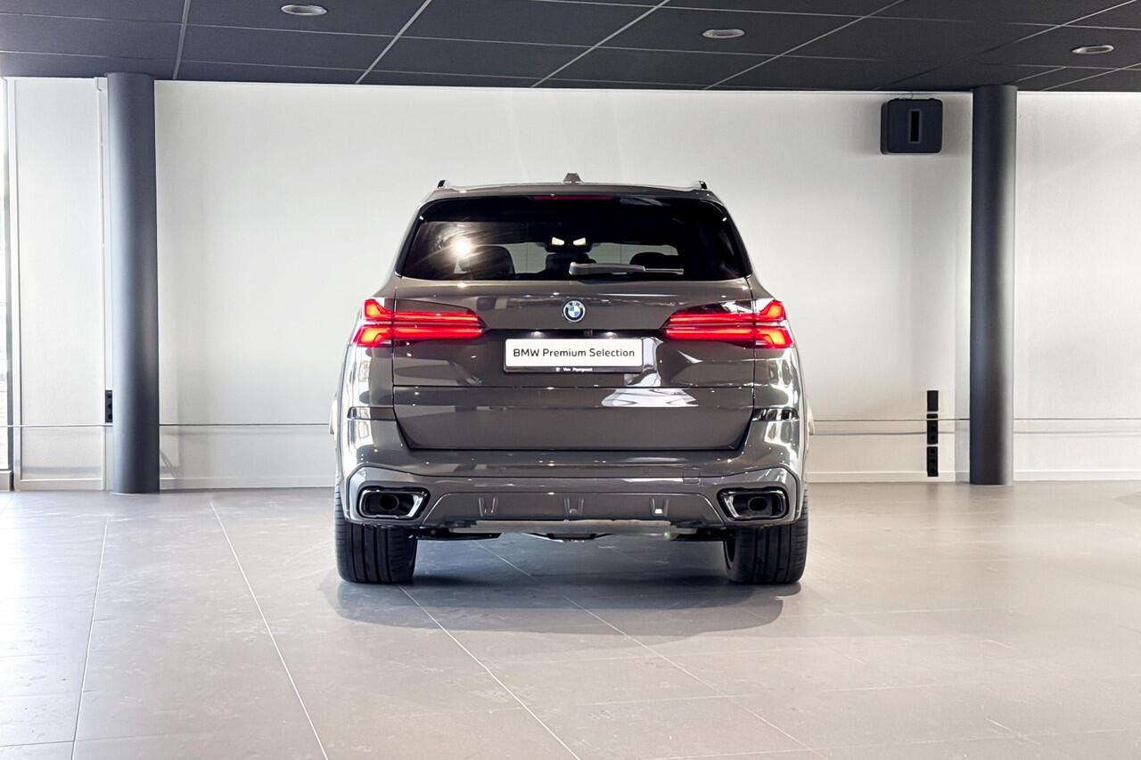 BMW X5 xDrive50e | M Sport | Sky Lounge | Stoelventilatie | Iconic Glow | Trekhaak |