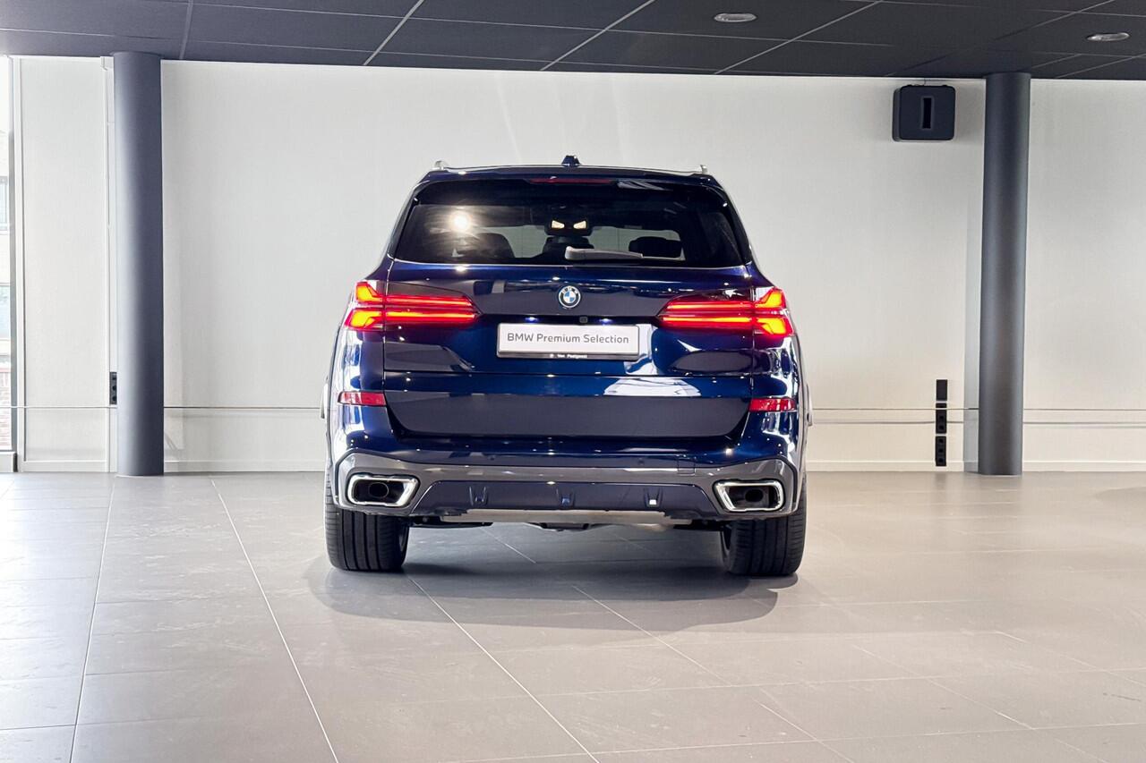 BMW X5 xDrive50e | M Sport | Sky Lounge | Bowers & Wilkins | Soft-close | Trekhaak |