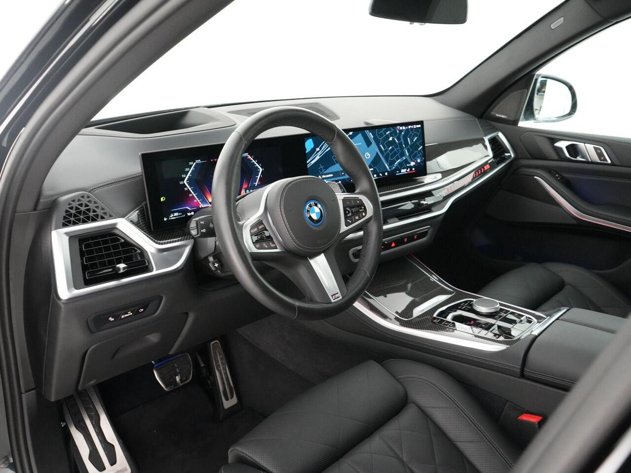 BMW X5 489pk xDrive50e |BTW-auto|M-sport|innovation pack|pano|Harman&Kardon|memory|carbon interieur|HUD|Apple Carplay|360 camera|elek. trekhaak|luchtvering|blind spot|22"|