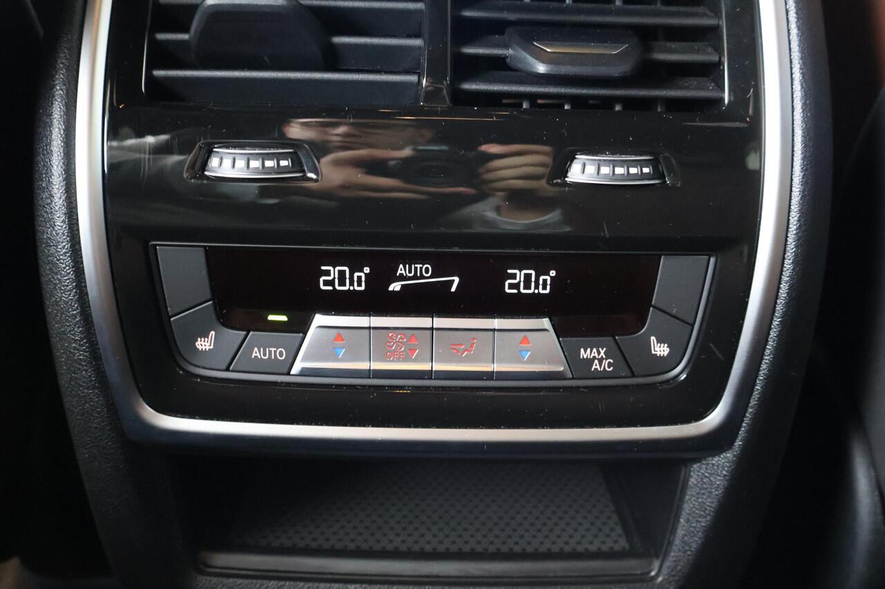 BMW X5 xDrive50e | M Sportpakket | Innovation Pack | Stuurwiel Verwarmd