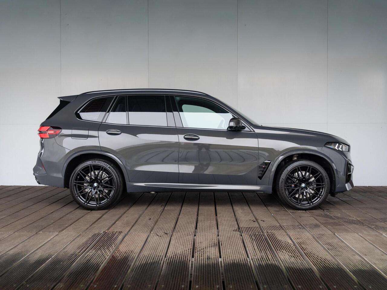 BMW X5 M Competition | Innovation Pack | Travel Pack | Comfort Access | Sky Lounge | Bowers & Wilkins | Trekhaak