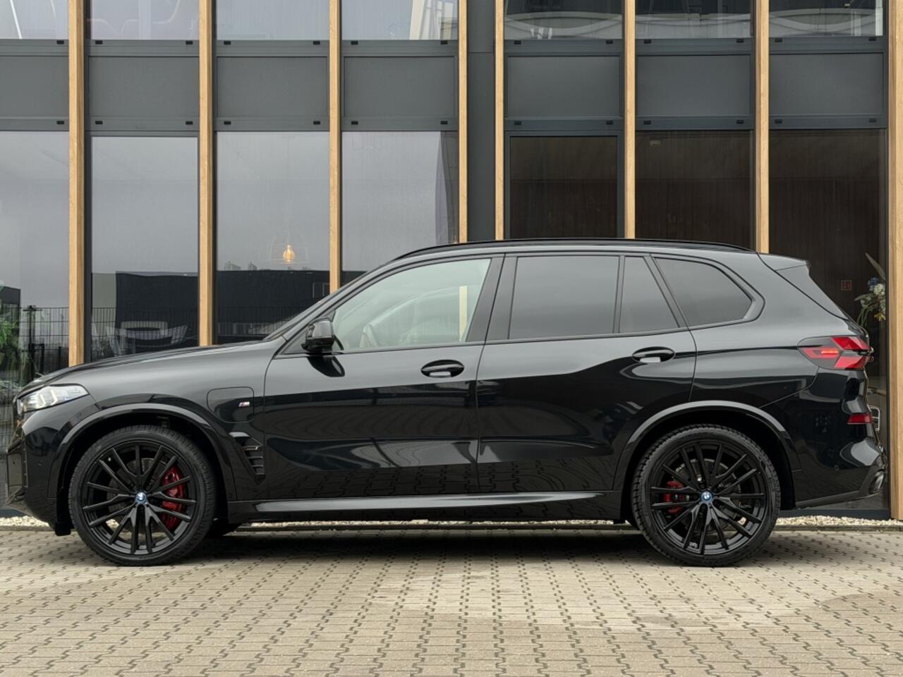 BMW X5 xDrive50e M-Sport | Head-up | Driving Assistant | 22 inch | Pan