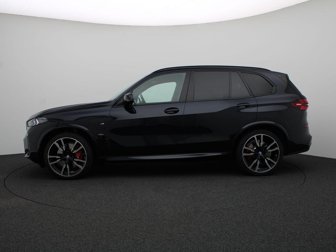 BMW X5 xDrive50e Launch Edition M Sportpkket Pro | Panoramadak | Driving Assist Prof | Stoelventilatie | Harman Kardon | 22" | Lentevoordeel