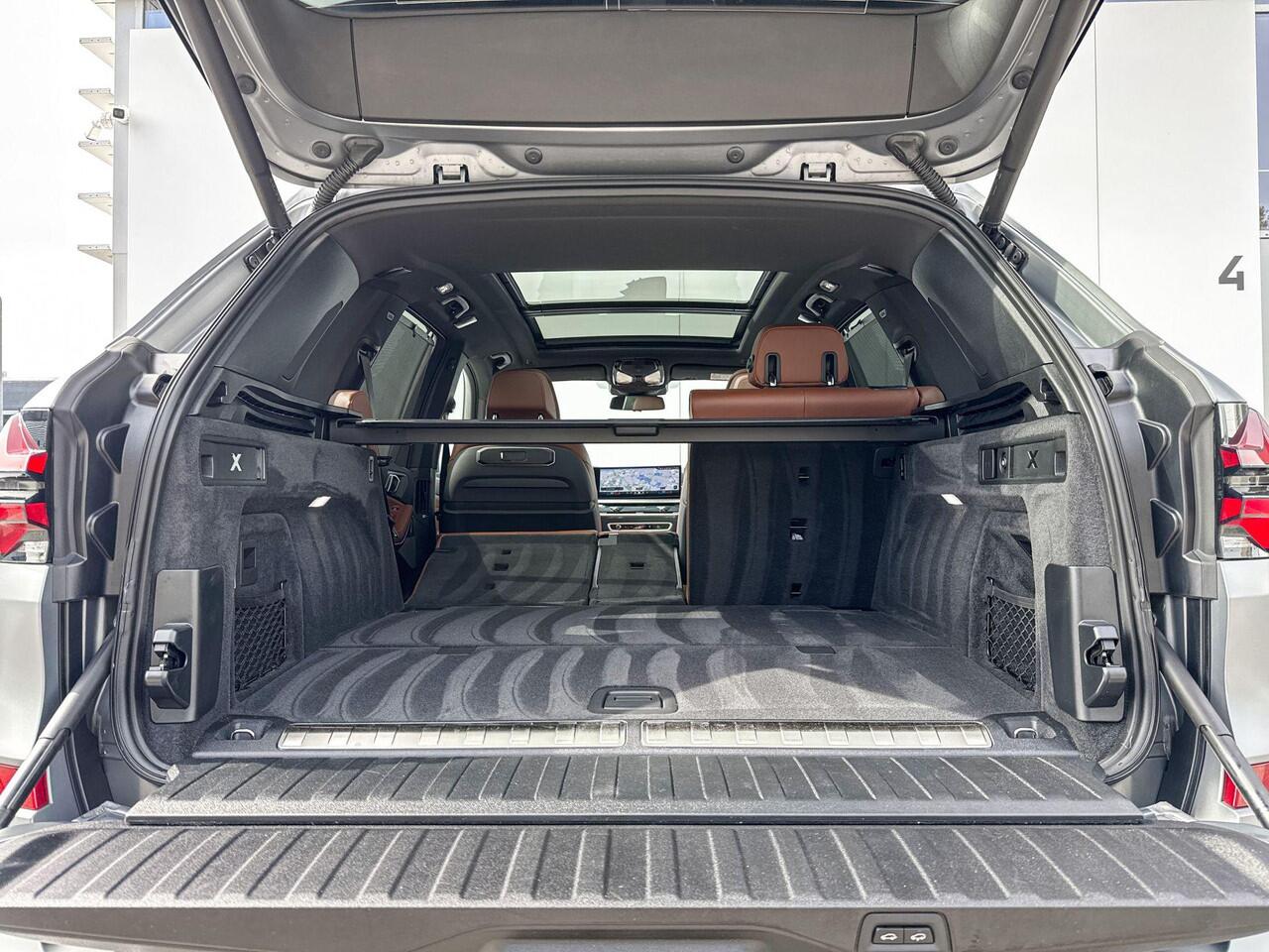 BMW X5 xDrive50e M Sport | Carbon | Trekhaak | Panoramadak