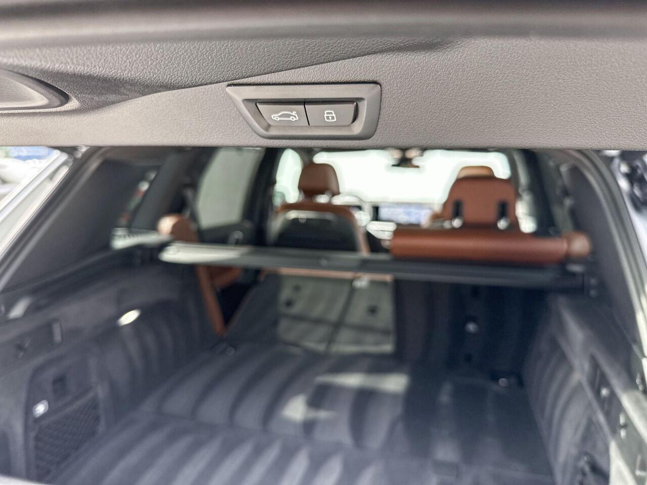 BMW X5 xDrive50e M Sport | Carbon | Trekhaak | Panoramadak