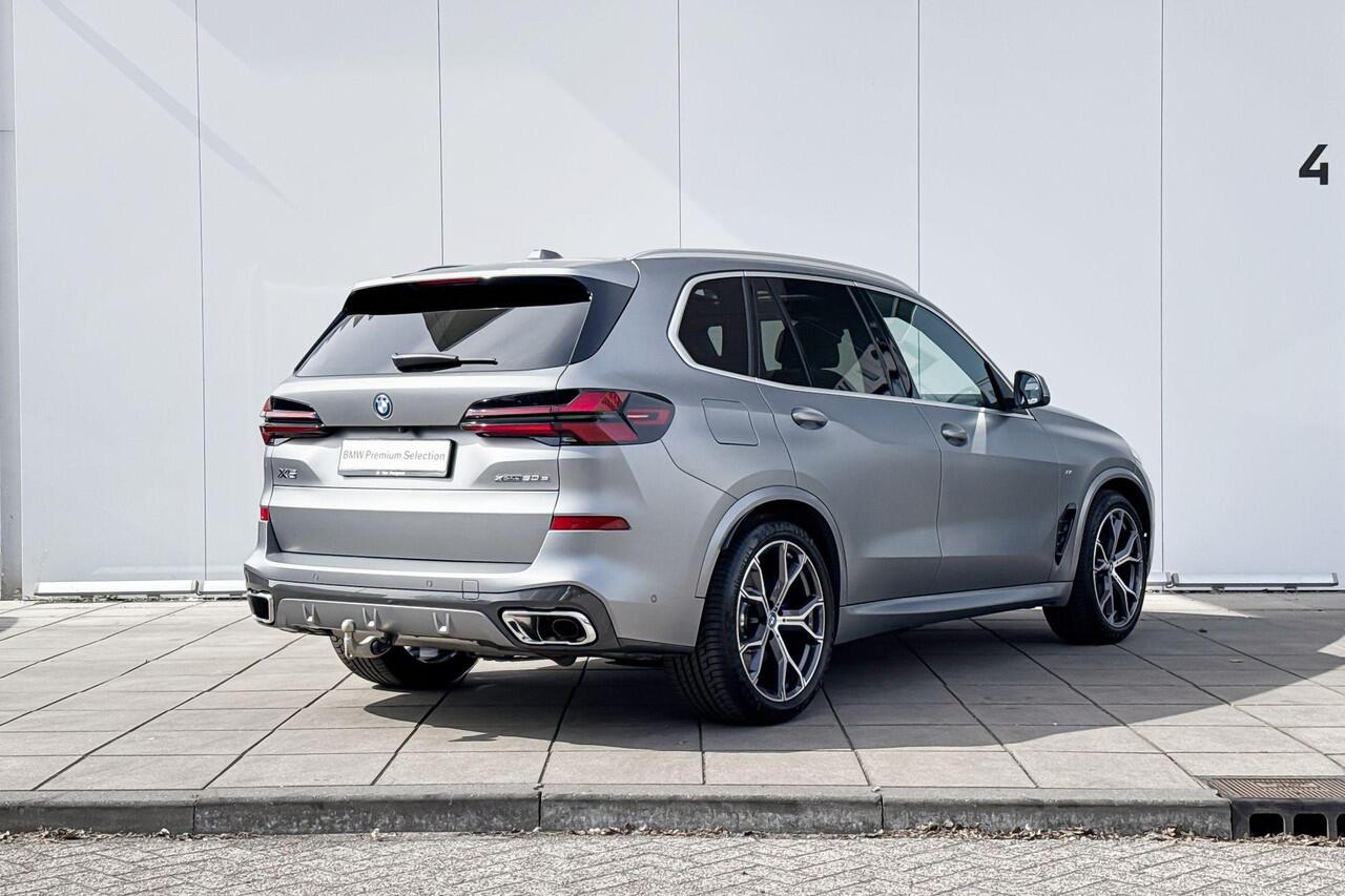 BMW X5 xDrive50e M Sport | Carbon | Trekhaak | Panoramadak