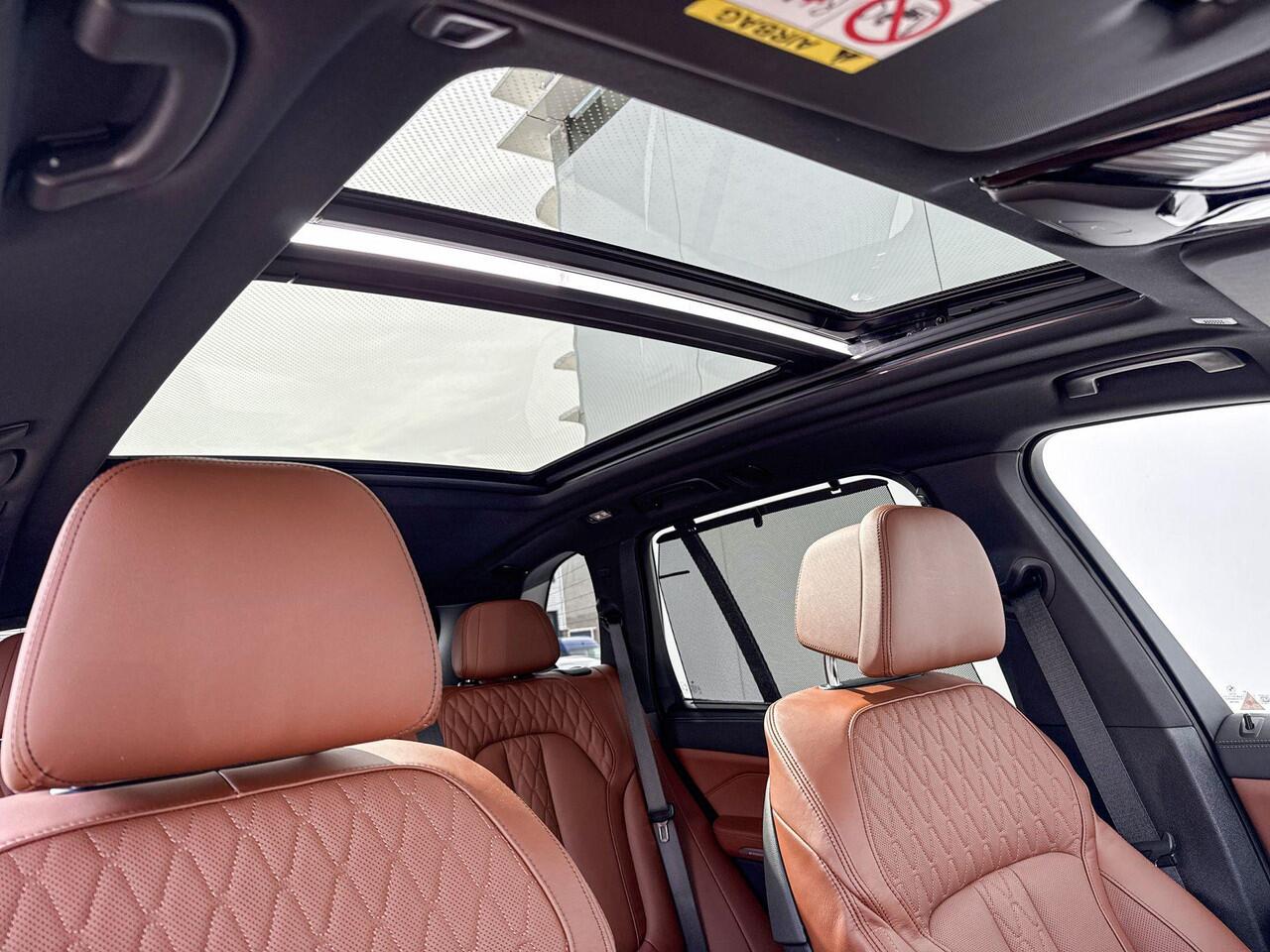 BMW X5 xDrive50e M Sport | Carbon | Trekhaak | Panoramadak