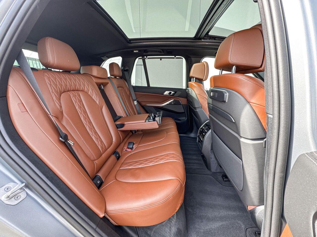BMW X5 xDrive50e M Sport | Carbon | Trekhaak | Panoramadak