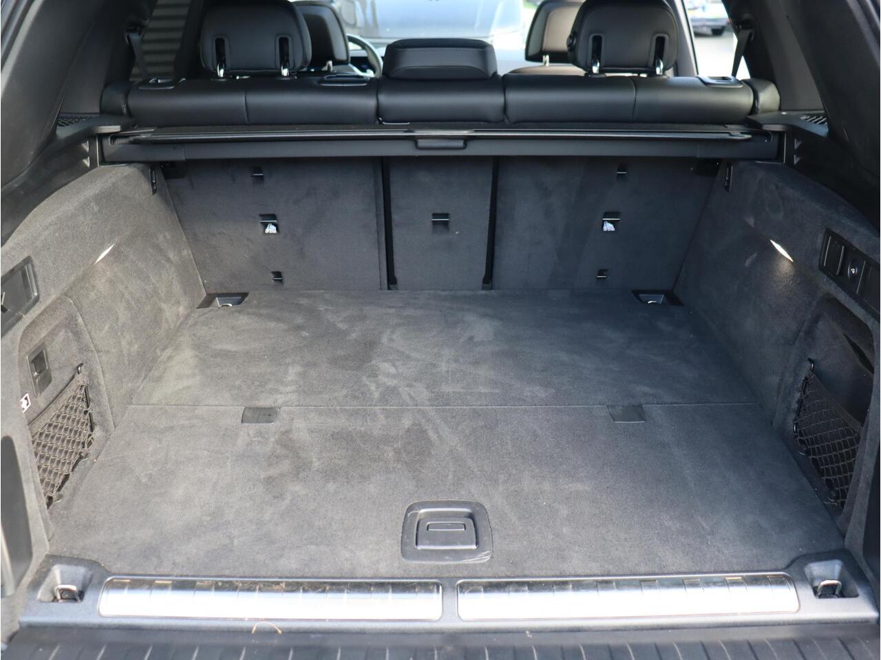 BMW X5 xDrive50e | High Executive | M Sportpakket | Trekhaak | Panodak | Driving Assistant Prof. | Parking Assistant Prof. | Head-Up | Harman Kardon | Comfort Access | Active Steering | 22'' LMV